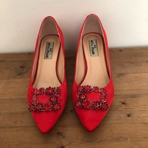 Comfortable bright red heels with rhinestones 💎